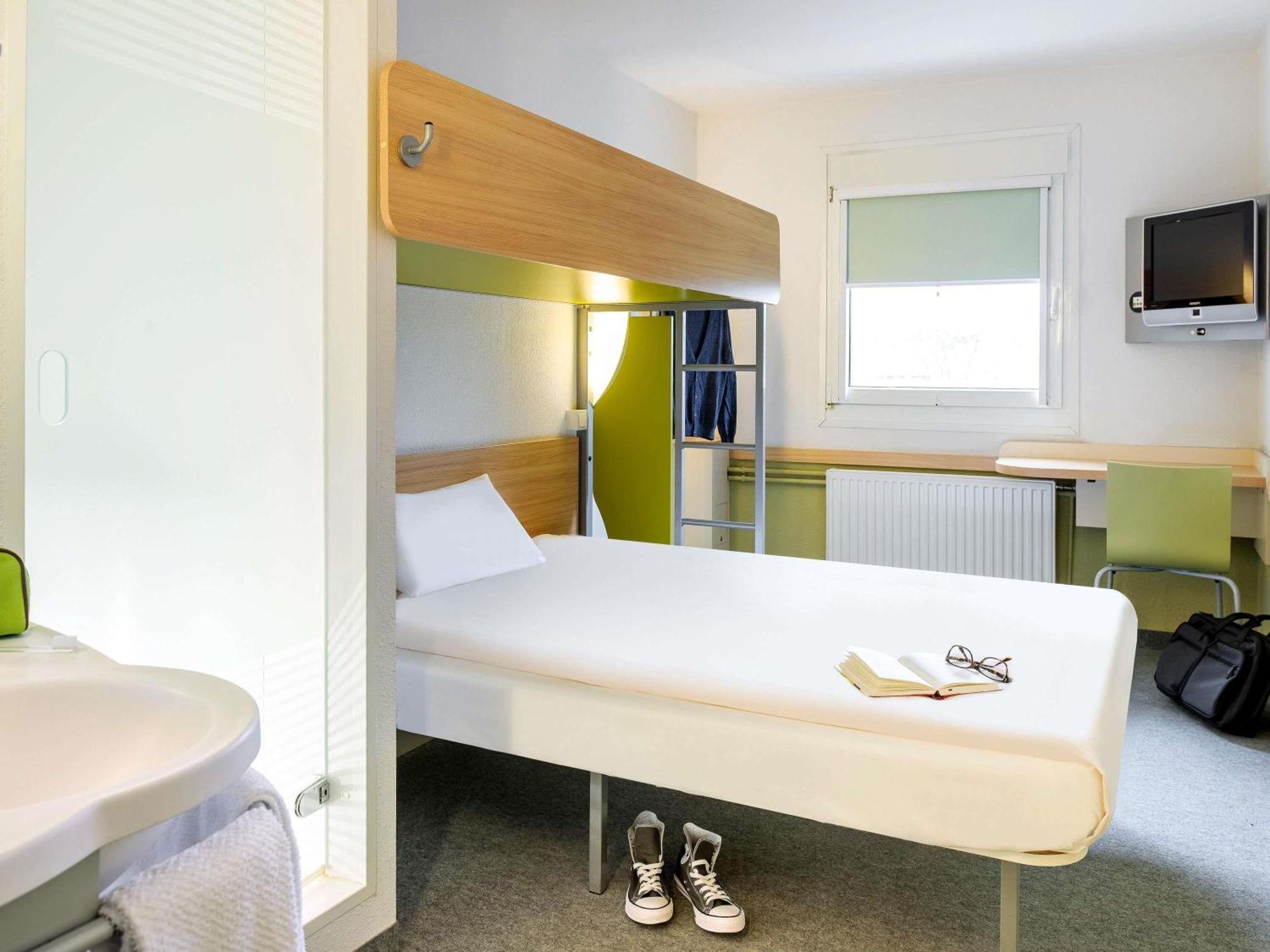 Ibis Budget Birmingham Airport Terminal Building - Nec Бикенхил Экстерьер фото