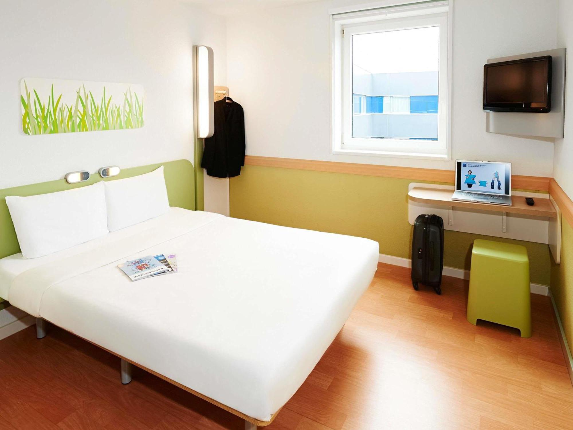 Ibis Budget Birmingham Airport Terminal Building - Nec Бикенхил Экстерьер фото