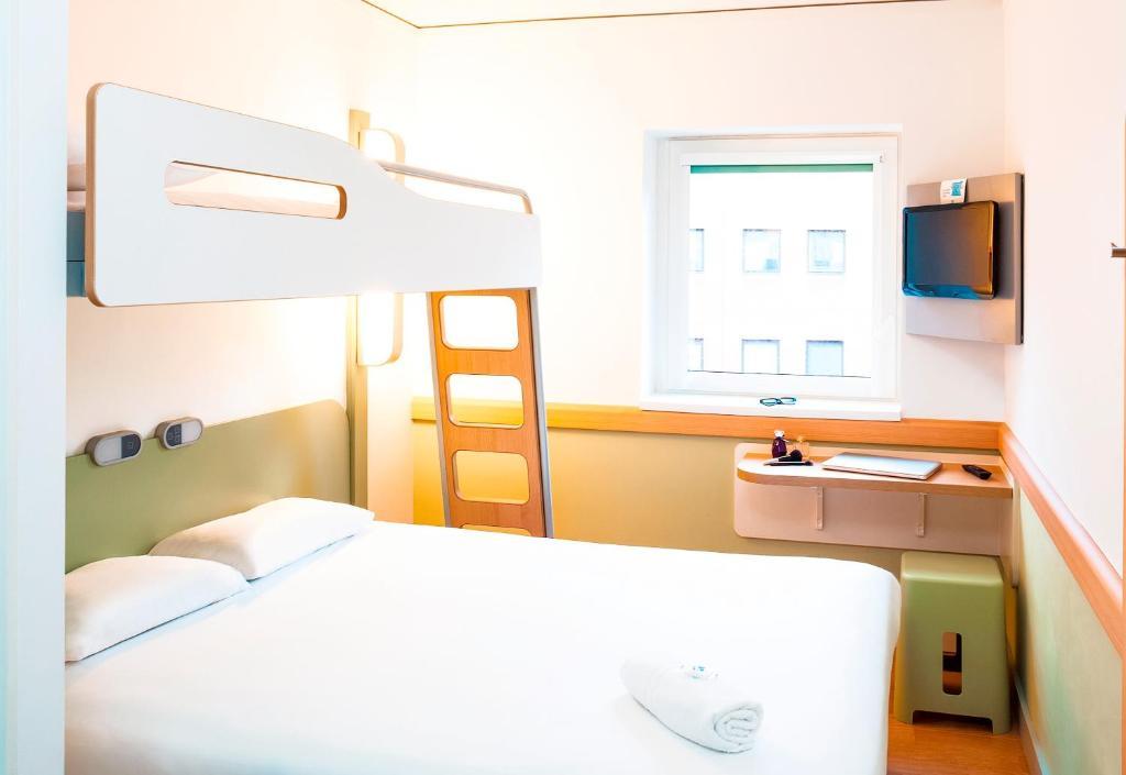 Ibis Budget Birmingham Airport Terminal Building - Nec Бикенхил Номер фото