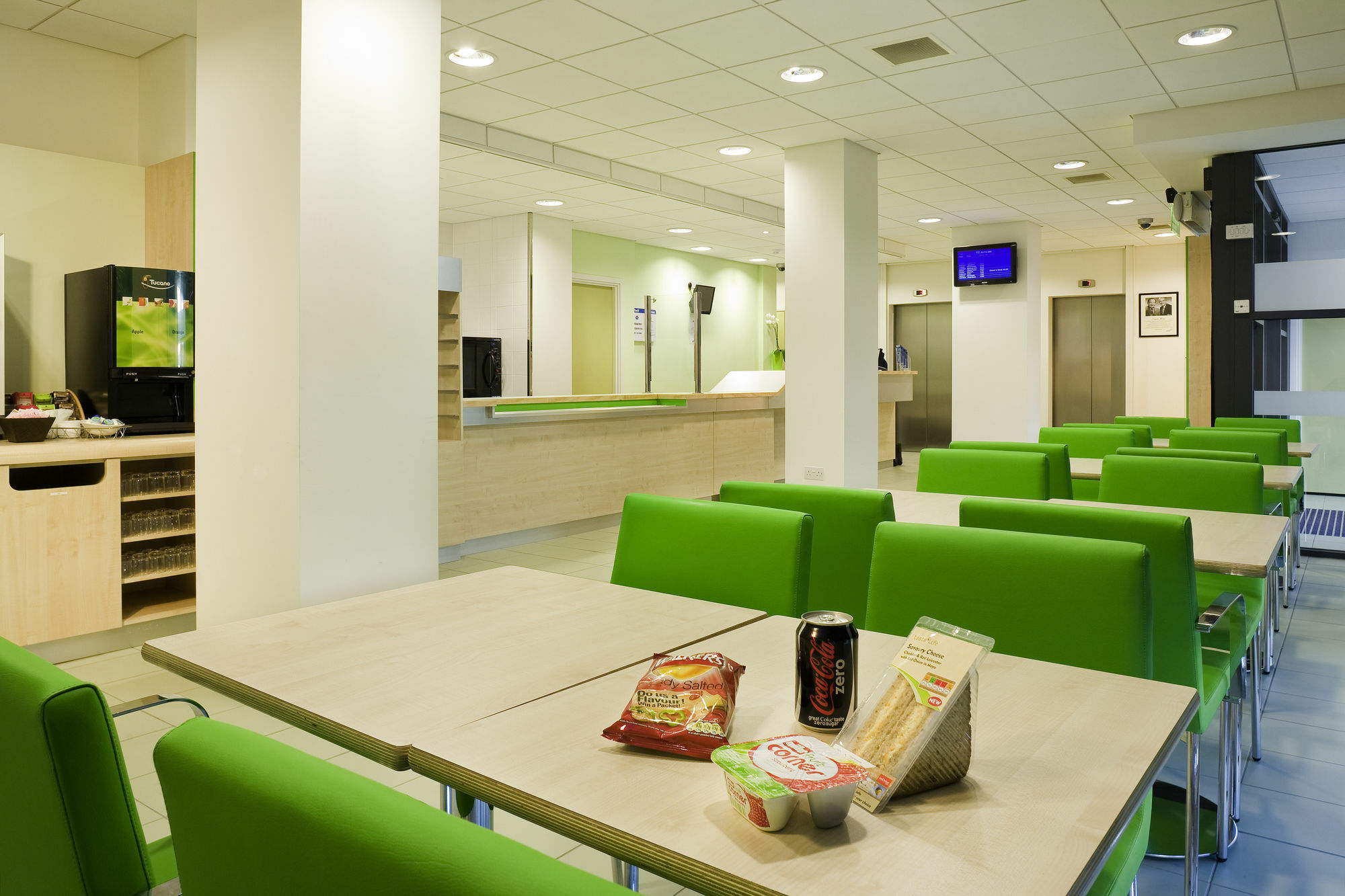 Ibis Budget Birmingham Airport Terminal Building - Nec Бикенхил Экстерьер фото